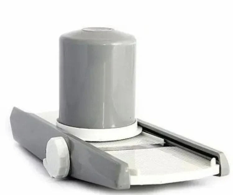 "Bruno Cutter - Precision cutting tool for effortless and accurate slicing in any task."