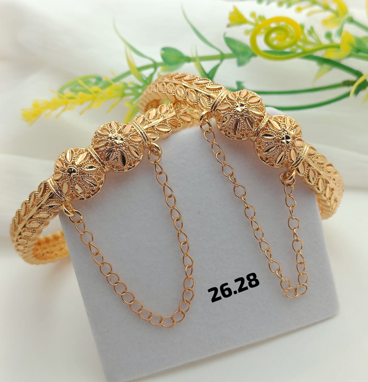 "Luxury gold-plated chain bangles featuring a premium, elegant design suitable for any occasion. The stylish and high-quality finish adds sophistication to your outfit."